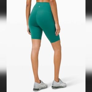 Lululemon Shorts- Wunder Train HR, 8”